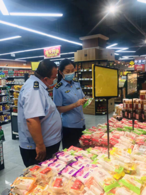 玉門市市場監(jiān)管局開展中秋節(jié)前食品安全專項檢查 守護(hù)群眾“舌尖上的安全”